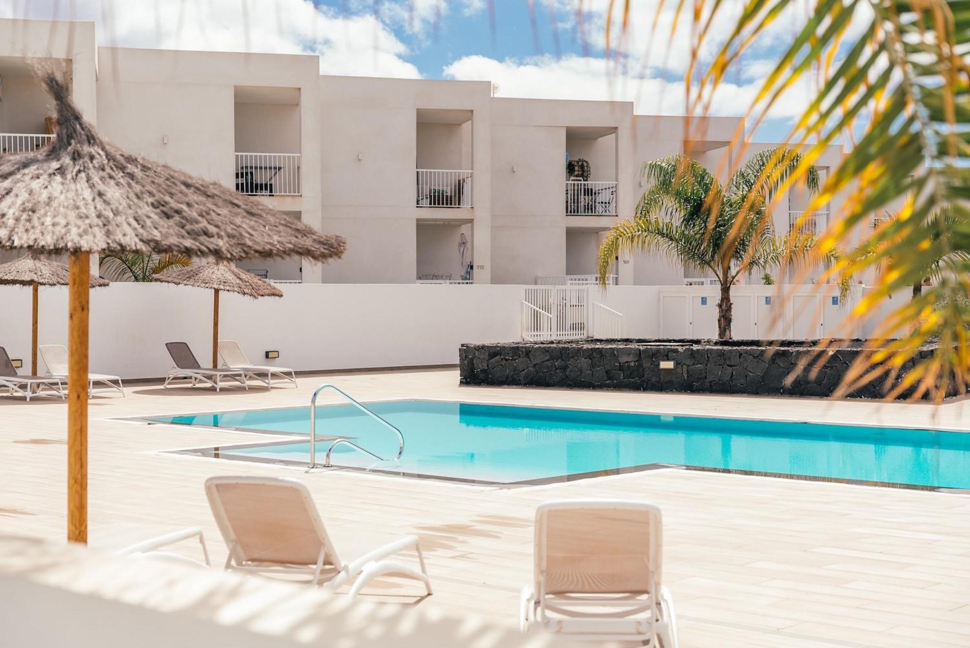 Apto Rebeca By Hh Aa, Wifi & Pool Costa Teguise Exteriér fotografie